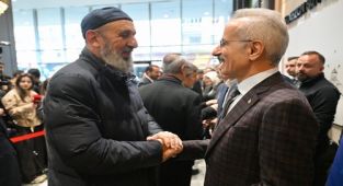 Bakan Uraloğlu Trabzon'da Bayramlaştı: Birlik ve Beraberlik Vurgusu