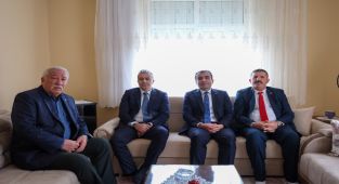 Karaman Valisi Çiçek, Şehit Polis Erkan Kurşun'un Ailesini Ziyaret Etti