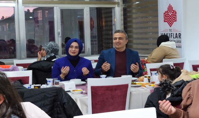 Karaman Valisi Hayrettin Çiçek Ailelerle İftar Programında Buluştu
