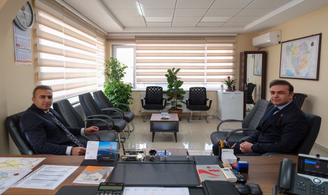 Karaman Valisi Hayrettin Çiçek, Karayolları 33. Şube Şefliği'ni Ziyaret Etti