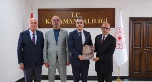 Karaman Valisi Hayrettin Çiçek'ten Satranç Heyetine Ziyaret