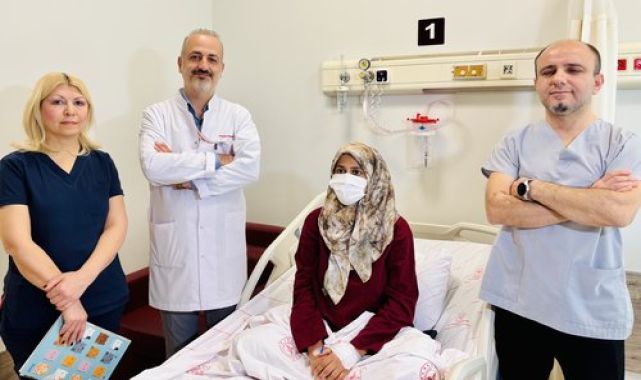 Matematik Öğretmenine Antalya'da Robotik Kanser Ameliyatı