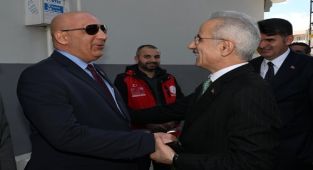 Ulaştırma Bakanı Uraloğlu, Gazi Murat Cumhur Muhtar ve Ailesini Ziyaret Etti