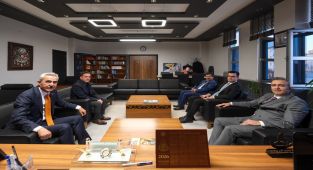 Vali Hayrettin Çiçek Ayrancı Belediyesi'ni Ziyaret Etti