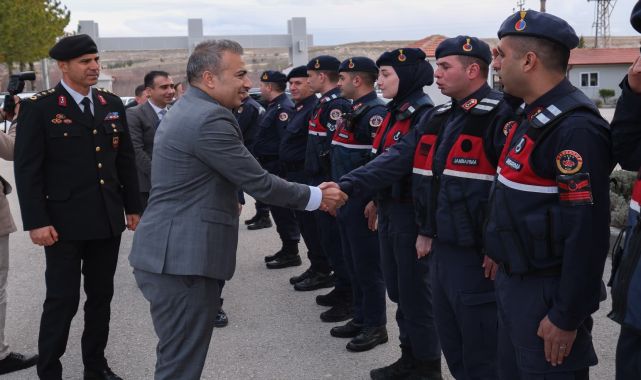 Vali Hayrettin Çiçek Jandarma Komutanlığını Ziyaret Etti