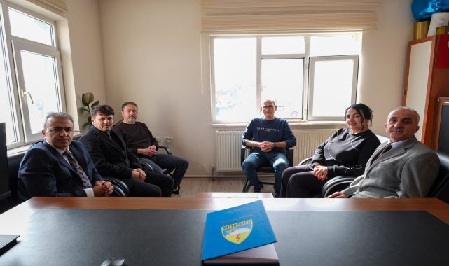 Vali Hayrettin Çiçek Meteoroloji Müdürlüğünü Ziyaret Etti