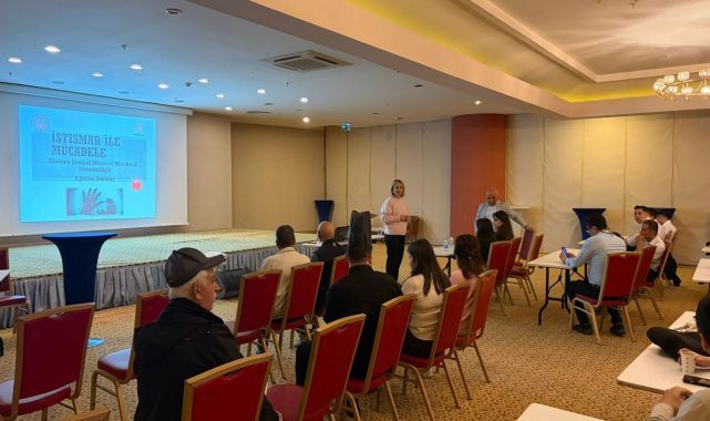 Alanya'da Aile Yaşam Becerileri ve Çocuk İstismarı Konularında Seminer Verildi