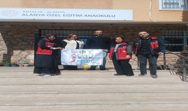 Alanya'da Otizm Farkındalığı İçin Okullara Ziyaret