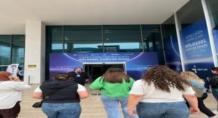 Antalya'da Çocuklar Kariyer ve İstihdam Fuarı'na Katıldı