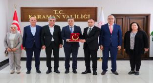 Büro Memur-Sen Yöneticileri Karaman Valisi Hayrettin Çiçek'i Ziyaret Etti