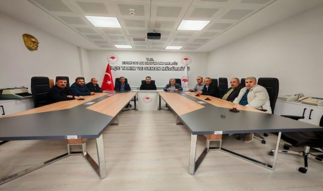 Ermenek'te Fidan ve Fide Bayilerine Bilgilendirme Toplantısı Düzenlendi
