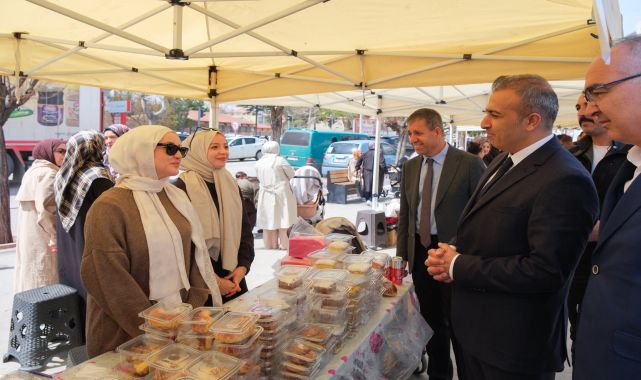 Karaman Valisi Hayrettin Çiçek, DMD Hastası Toprak Doğan İçin Düzenlenen Kermesi Ziyaret Etti