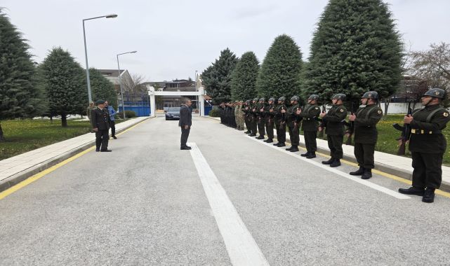 Karaman Valisi Hayrettin Çiçek Konya Asker Alma Bölge Başkanlığını Ziyaret Etti