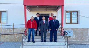 Karaman Valisi Hayrettin Çiçek, Türk Kızılay'ı Ziyaret Etti