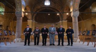 Karaman'da 'Savaşta Kadın Olmak' Resim Sergisi Açıldı