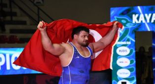 Rıza Kayaalp'ten Tarihi Başarı: 13. Kez Avrupa Şampiyonu