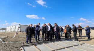 TOKİ Başkanı Sungur, Etimesgut'taki Dev Projede İncelemelerde Bulundu