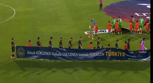 Alanyaspor - Kayserispor Maçında Aile Vurgusu: 'Aileyle Köklenen, Nüfusla Güçlenen İstikbale Yükselen Türkiye'