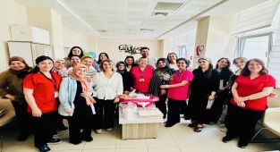 Antalya Eğitim ve Araştırma Hastanesi'nden Gebelik Okulu Mezuniyet Töreni