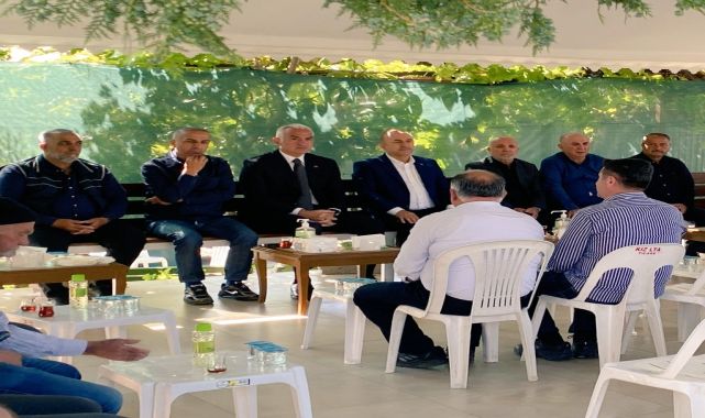 Bakan Ersoy, Mevlüt Çavuşoğlu'na Taziye Ziyaretinde Bulundu