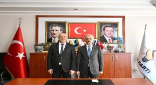 Bakan Uraloğlu Karaman'da Teşkilatla Buluştu: Türkiye Yüzyılı Vurgusu