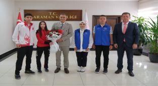Karaman Valisi Çiçek, Gençlik Haftası Kapsamında Gençlerle Buluştu