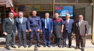 Karaman Valisi Hayrettin Çiçek Esnafla Buluştu