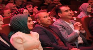Karaman Valisi Hayrettin Çiçek, Türk Dil Bayramı Konserine Katıldı