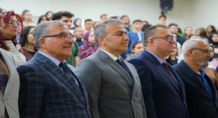 Karaman Valisi Hayrettin Çiçek, Üniversitede Öğrencilerle Tecrübelerini Paylaştı