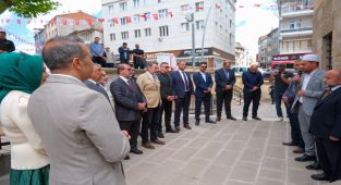 Karaman Valisi Hayrettin Çiçek, Yûnus Emre Türbesi'ni Ziyaret Etti