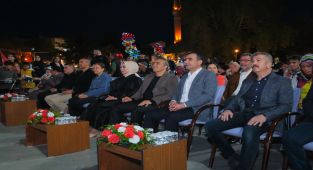 Karaman'da Türk Dil Bayramı Coşkusu: Vali Çiçek Konsere Katıldı