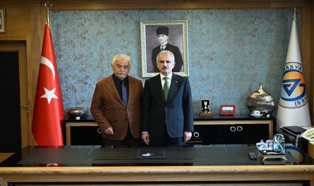 Ulaştırma ve Altyapı Bakanı Uraloğlu'ndan Avrasya Üniversitesi Başkanı'na Taziye Ziyareti
