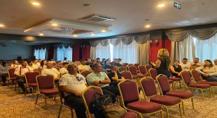 Alanya'da Otel Personeline Aile Yaşam Becerileri Semineri Verildi