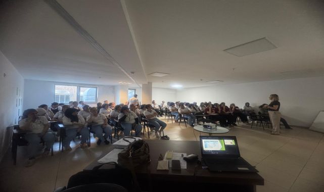 Alanya'da Otel Personeline Enerji Tasarrufu ve Dijital Alışkanlıklar Semineri