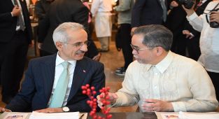 Bakan Uraloğlu'ndan Filipinler'e Kardeşlik Mesajı