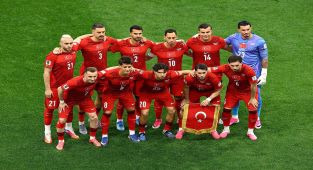 Bakan Uraloğlu'ndan Milli Takıma Destek Mesajı: 'Yolumuz Uzun, Hedefimiz Büyük'