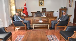 Karaman Valisi Hayrettin Çiçek, Çumra Kaymakamı Muhammet Fuat Türkman'ı Ziyaret Etti