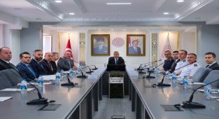 Karaman'da Güvenlik ve Asayiş Toplantısı: Valilik Koordinasyonu Değerlendirildi