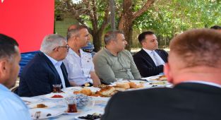 Vali Çiçek, Kâzımkarabekir Köylerini Ziyaret Etti, Vatandaşlarla Buluştu