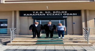 Vali Çiçek'ten Eczacılar Odası'na Ziyaret: Sağlık Sisteminin Vazgeçilmez Unsurları