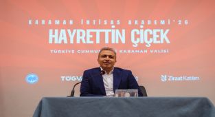 Vali Hayrettin Çiçek, TÜGVA İhtisas Akademi Konferansı'nda 'Medeniyet' Konferansı Verdi