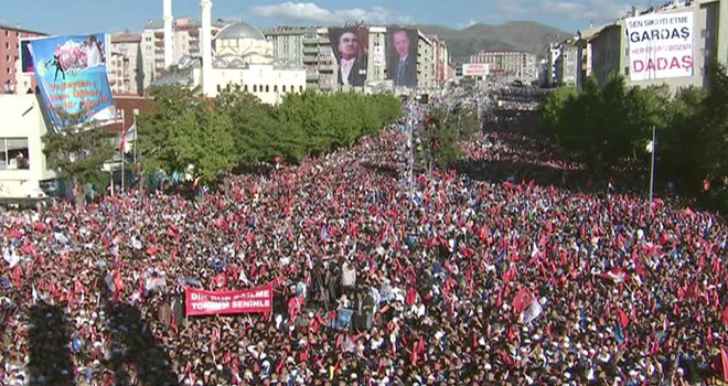 AK Parti'nin Erzurum mitingi