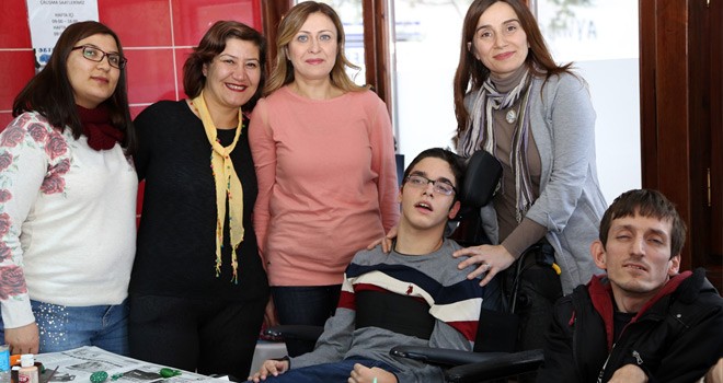 Anneler ve Engelli Çocukları Birlikte Başarıyor