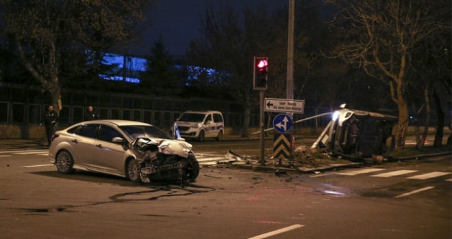 Başkentte trafik kazaları: 1 ölü, 1 yaralı