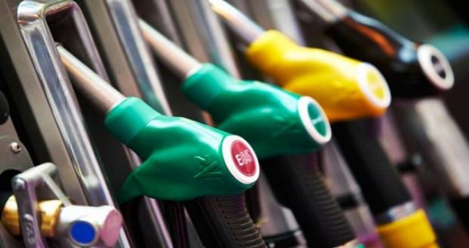 Benzin ve Motorine Yüzde 9 Zam