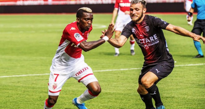 Galatasaray, Onyekuru için görüşmelere başladı!