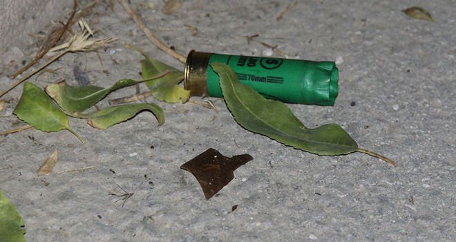 Kendi Düğününde Tüfekle Yaralandı