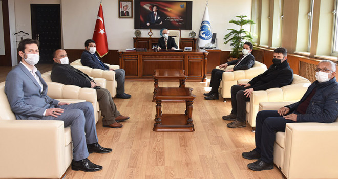 KTSO Başkanı Ve Yönetim Kurulu Üyelerinden Rektör Ak'a Ziyaret