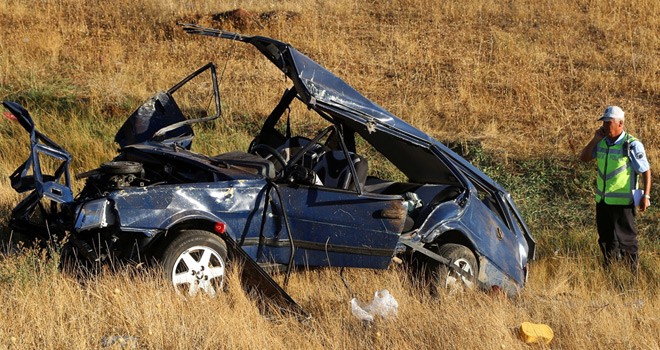 2 Ayrı Kazada 1 Ölü 4 Yaralı