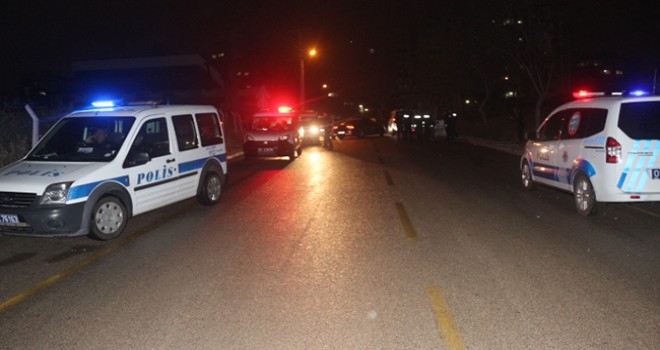 Silahlı saldırıya uğrayan iki kardeş yaralandı